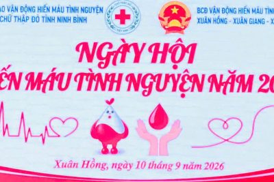 CÁN BỘ, GIÁO VIÊN TRƯỜNG MẦM NON PHÚ ĐÀI TÍCH CỰC THAM GIA HIẾN MÁU TÌNH NGUYỆN